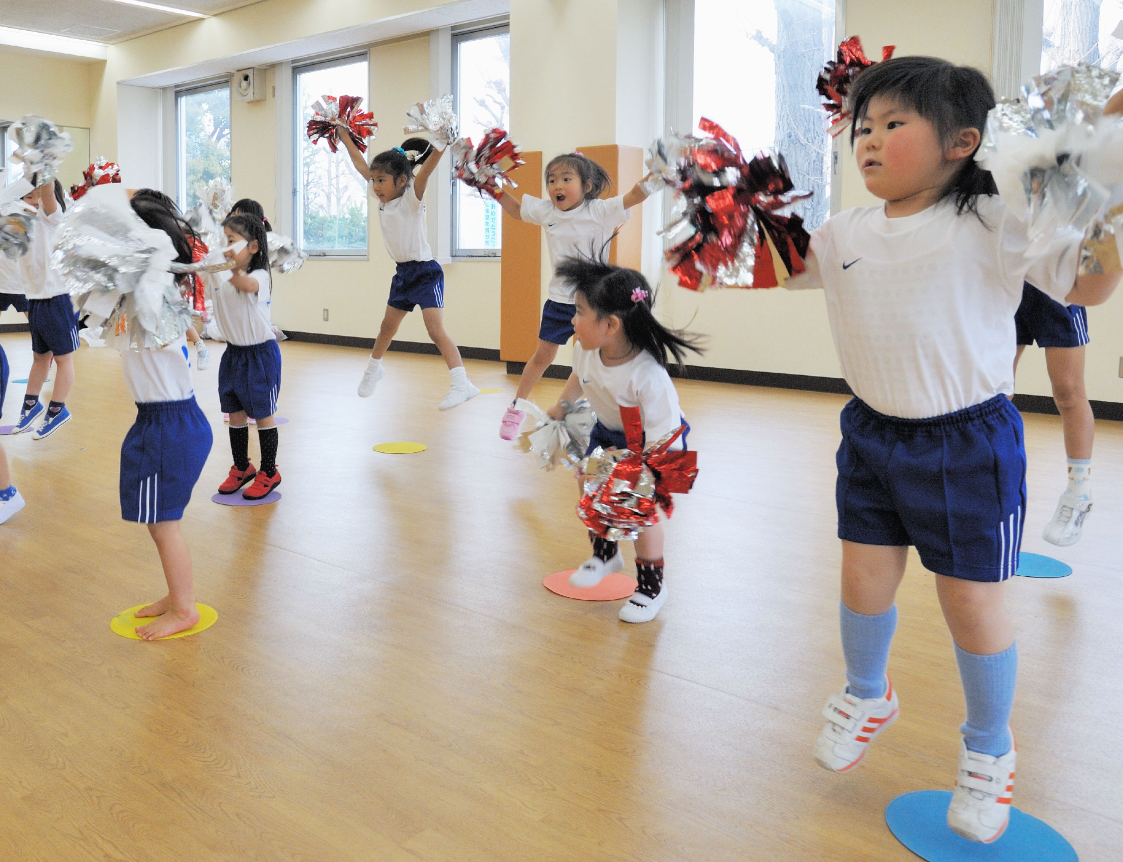 キッズダンススクール 公益財団法人三菱養和会